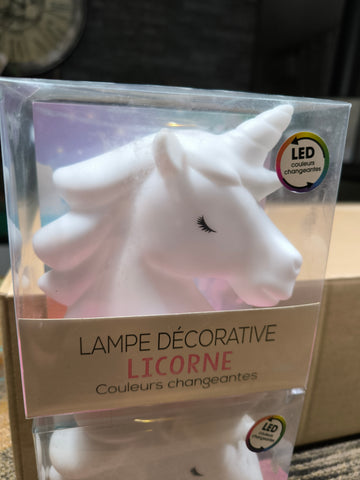 LAMPE DECORATIVE LICORNE COULEURS CHANGEANTES